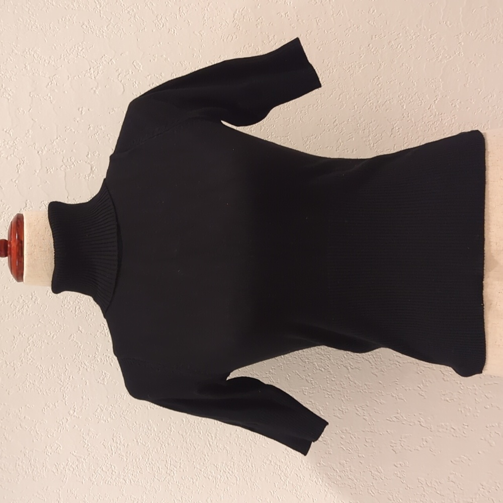 Short sleeve turtleneck black sweater (S)